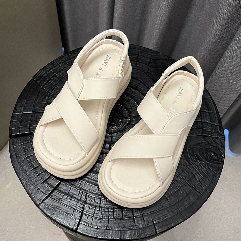 Повседневные спортивные сандалии на толстой подошве для женщин, новинка лета 2023, универсальная пляжная обувь bread с юбкой, Caligae с открытым носком